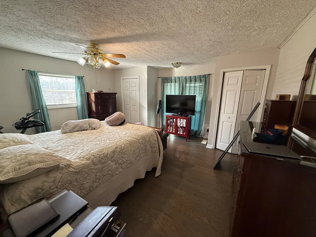 106 Walnut Lane Gray KY 40734
