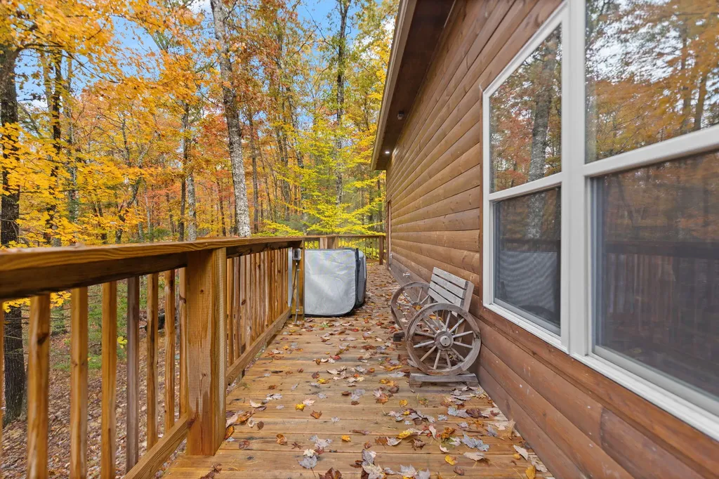 748 Village Drive Campton KY 41301