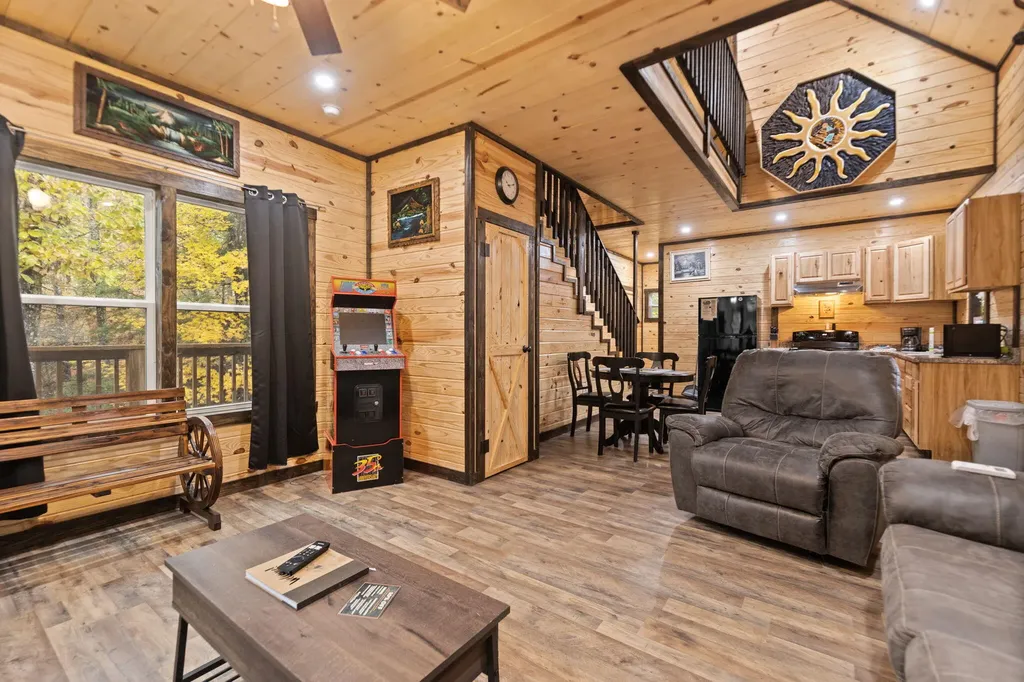 748 Village Drive Campton KY 41301