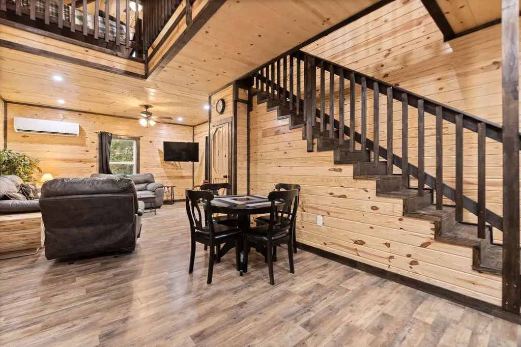 748 Village Drive Campton KY 41301