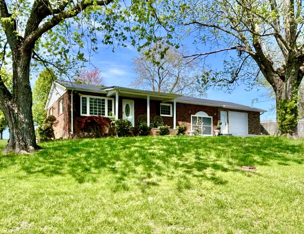 165 E Bourbon Road Somerset KY 42501