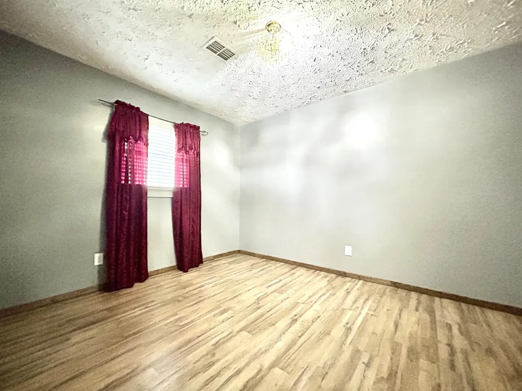 165 E Bourbon Road Somerset KY 42501