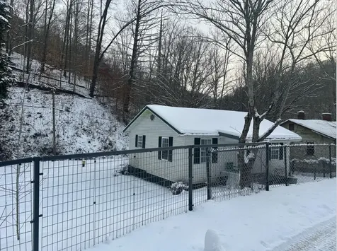 51 Akers Hollow Road Van Lear KY 41265