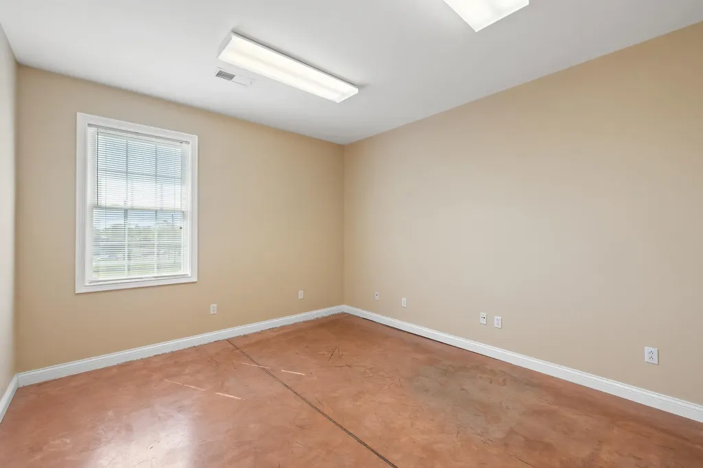 1513 Fieldstone Drive Lawrenceburg KY 40342