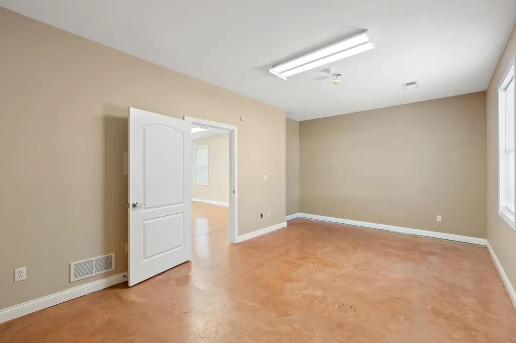 1513 Fieldstone Drive Lawrenceburg KY 40342