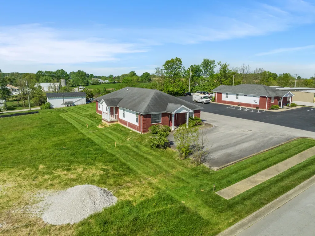 1513 Fieldstone Drive Lawrenceburg KY 40342