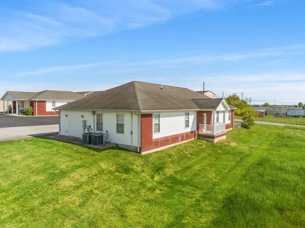 1513 Fieldstone Drive Lawrenceburg KY 40342