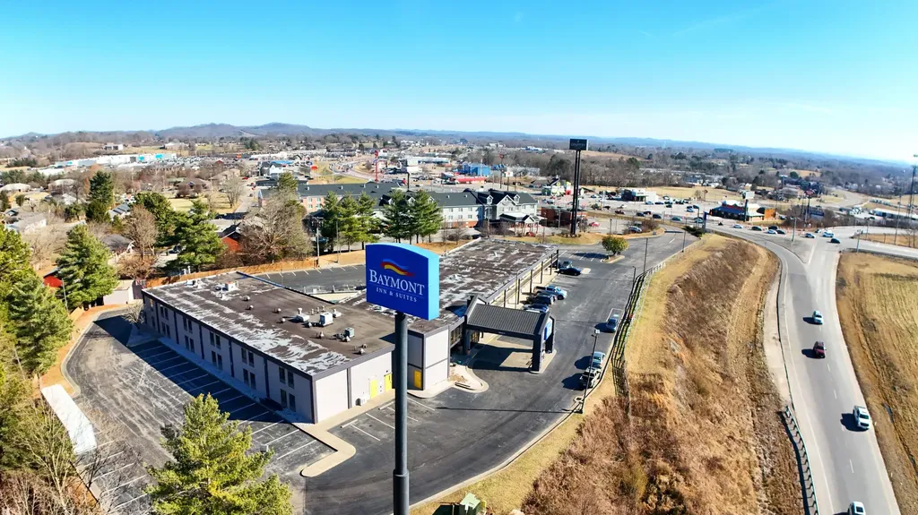 2075 W 192 Highway London KY 40741