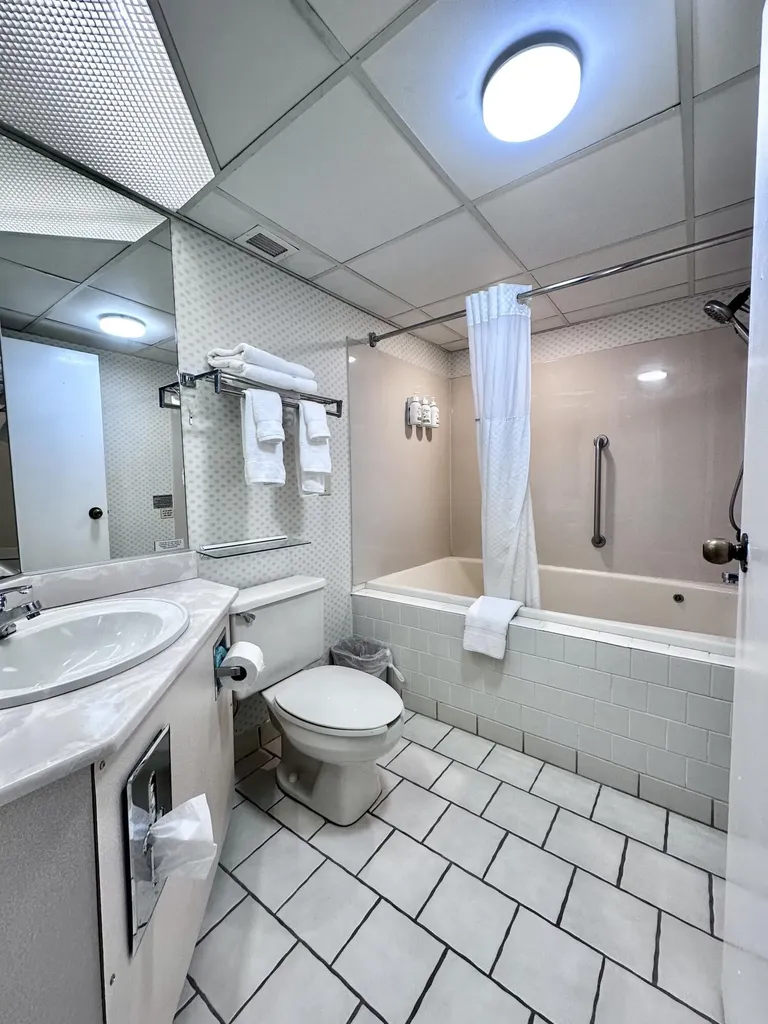 2075 W 192 Highway London KY 40741