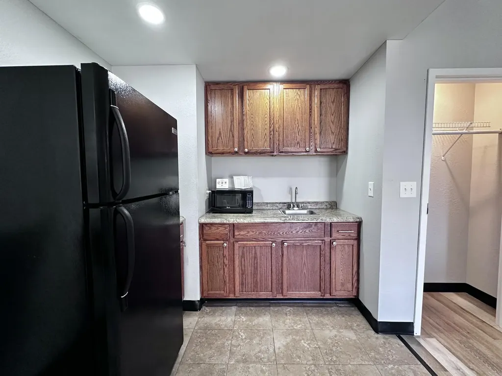 2075 W 192 Highway London KY 40741