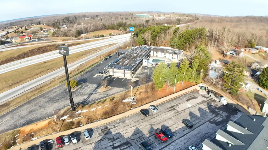2075 W 192 Highway London KY 40741