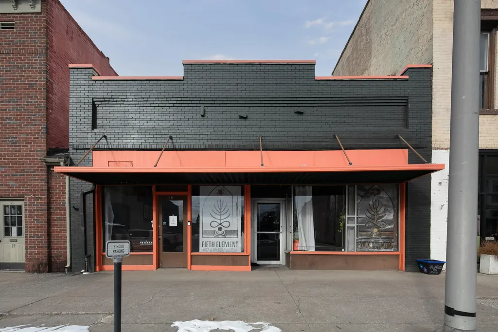 16 N Main Street Winchester KY 40391