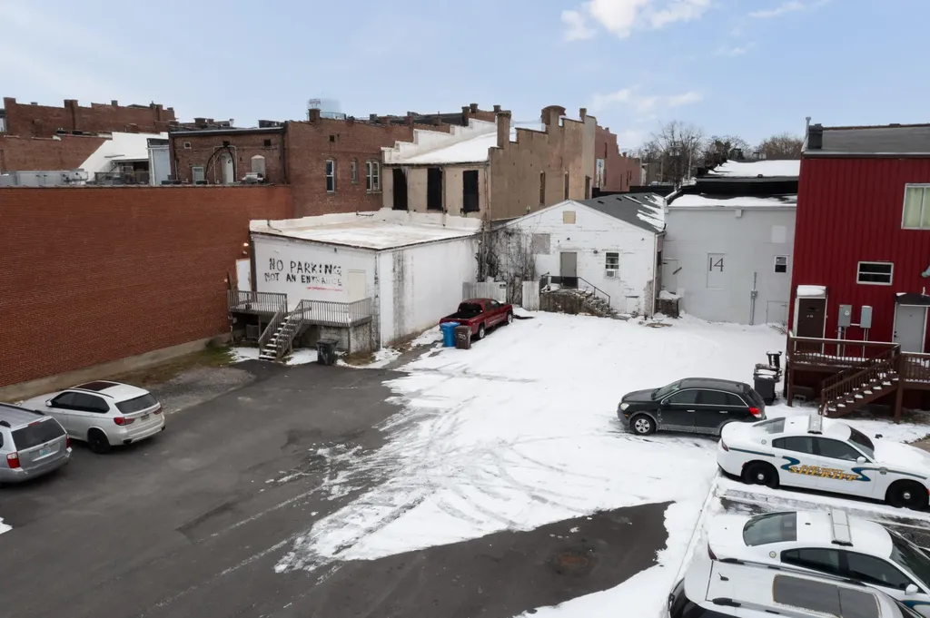 16 N Main Street Winchester KY 40391