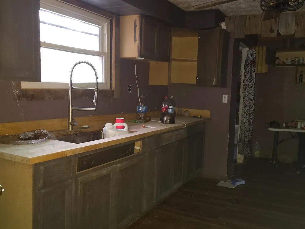 815 Highway 3446 Mckee KY 40447