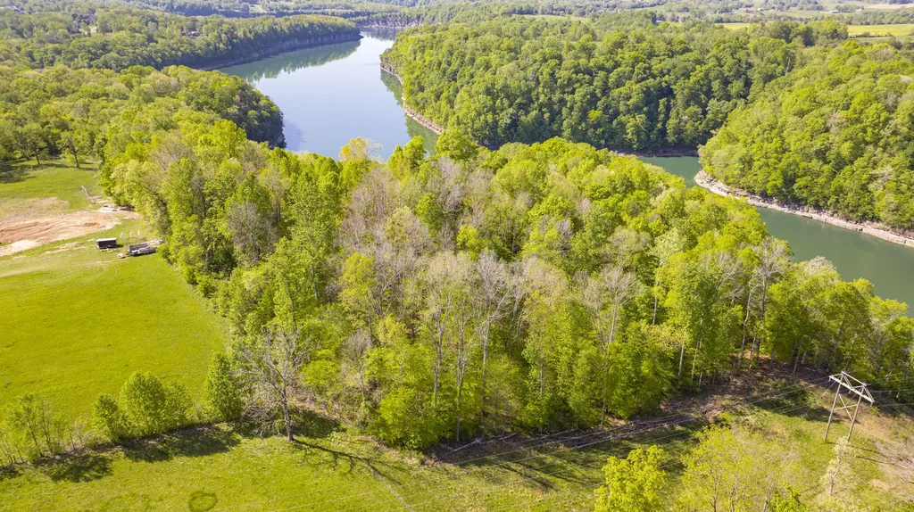 1855 S Shepola Road Nancy KY 42544