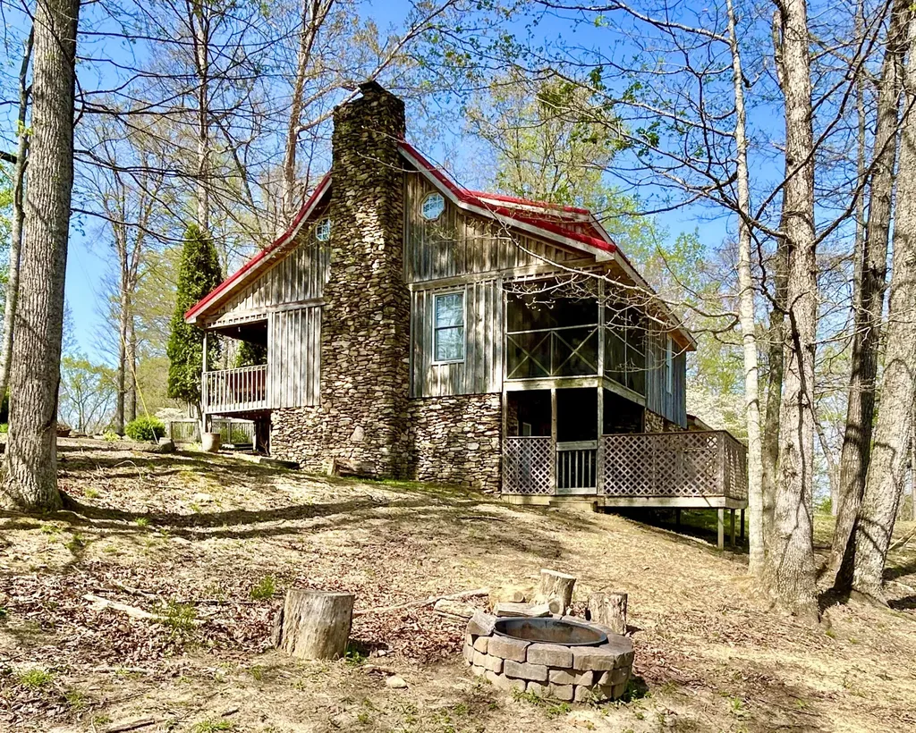 79 Tranquility Place Burnside KY 42519