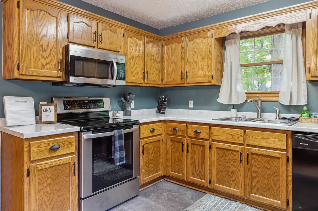 79 Tranquility Place Burnside KY 42519