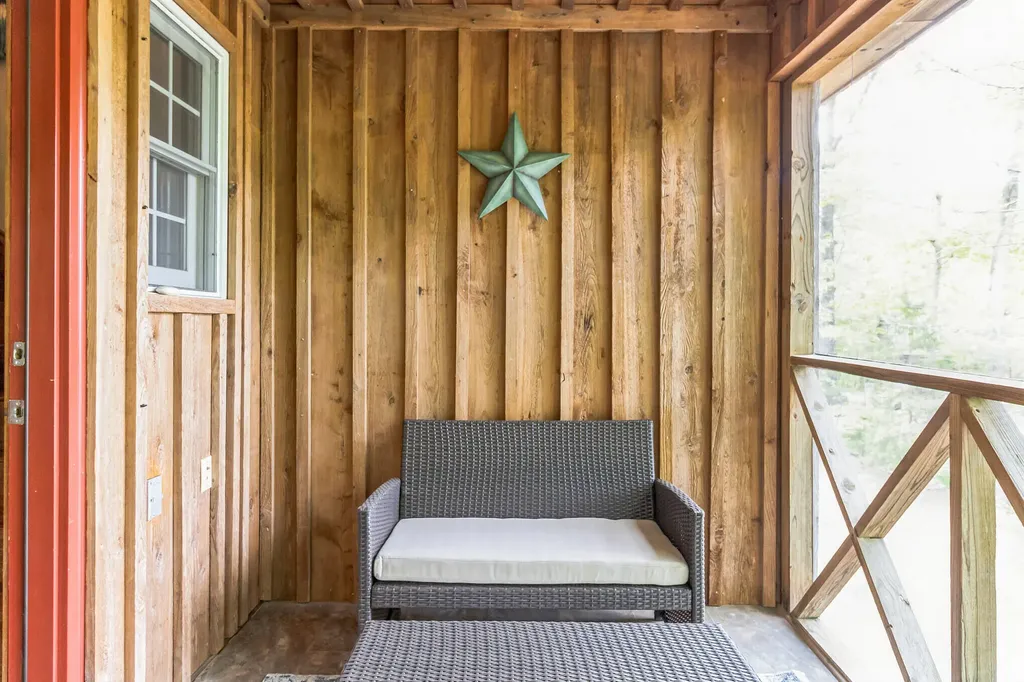 79 Tranquility Place Burnside KY 42519