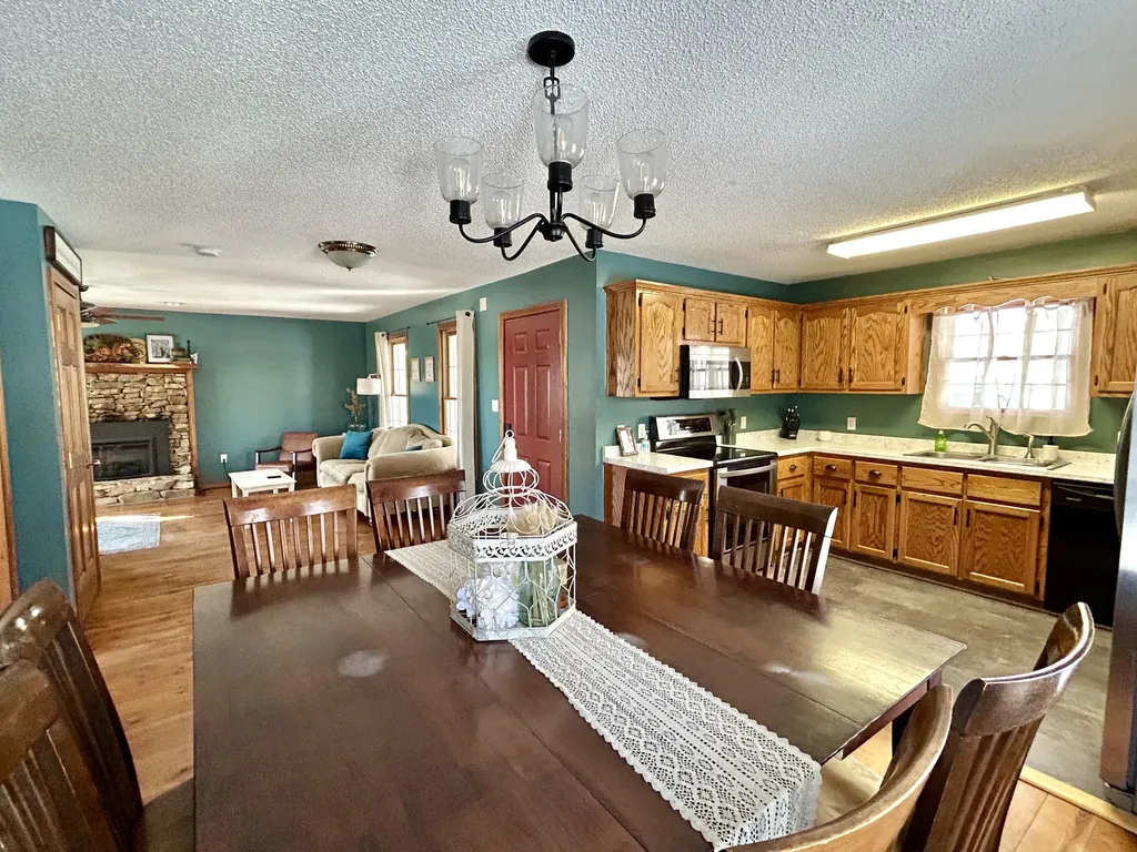 79 Tranquility Place Burnside KY 42519