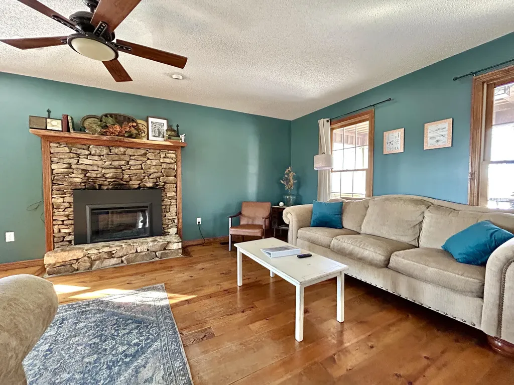 79 Tranquility Place Burnside KY 42519