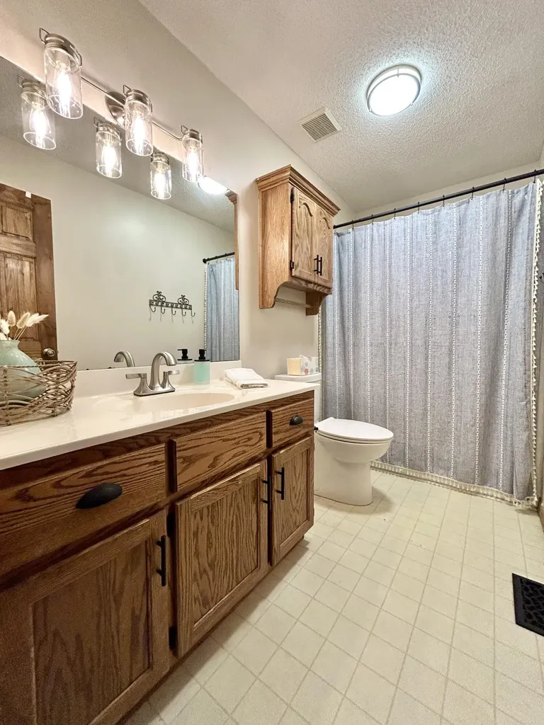 79 Tranquility Place Burnside KY 42519