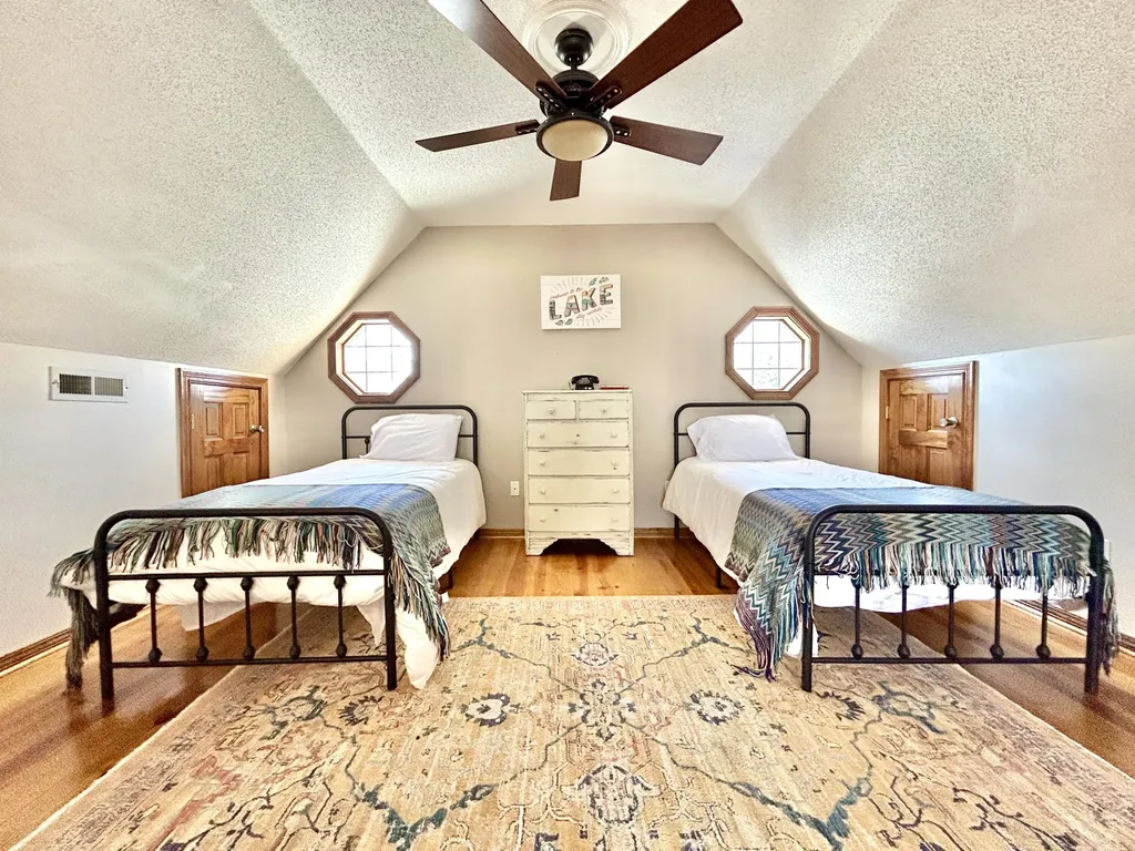 79 Tranquility Place Burnside KY 42519