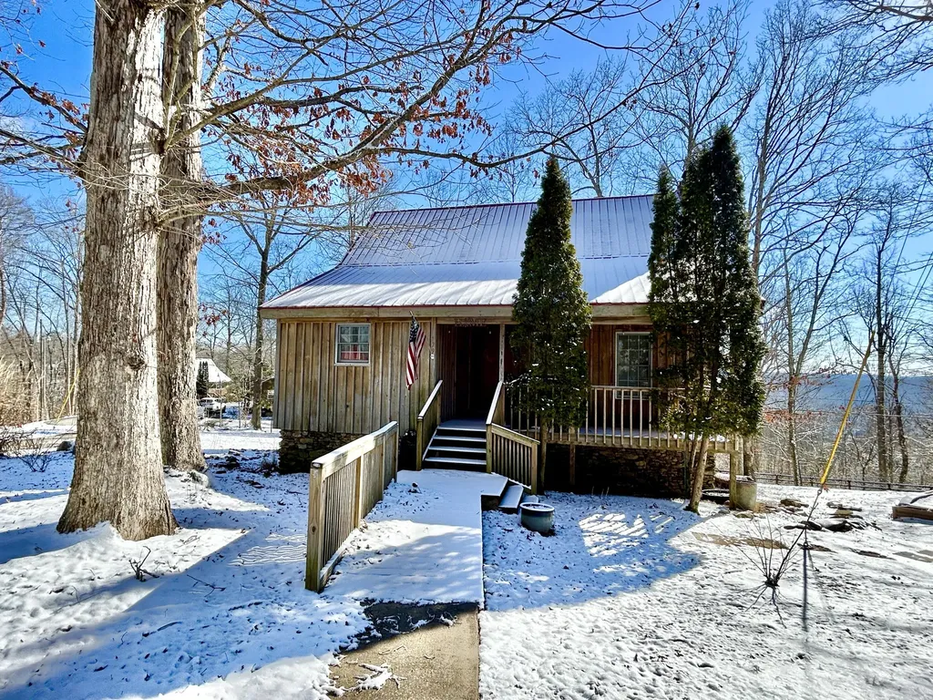79 Tranquility Place Burnside KY 42519
