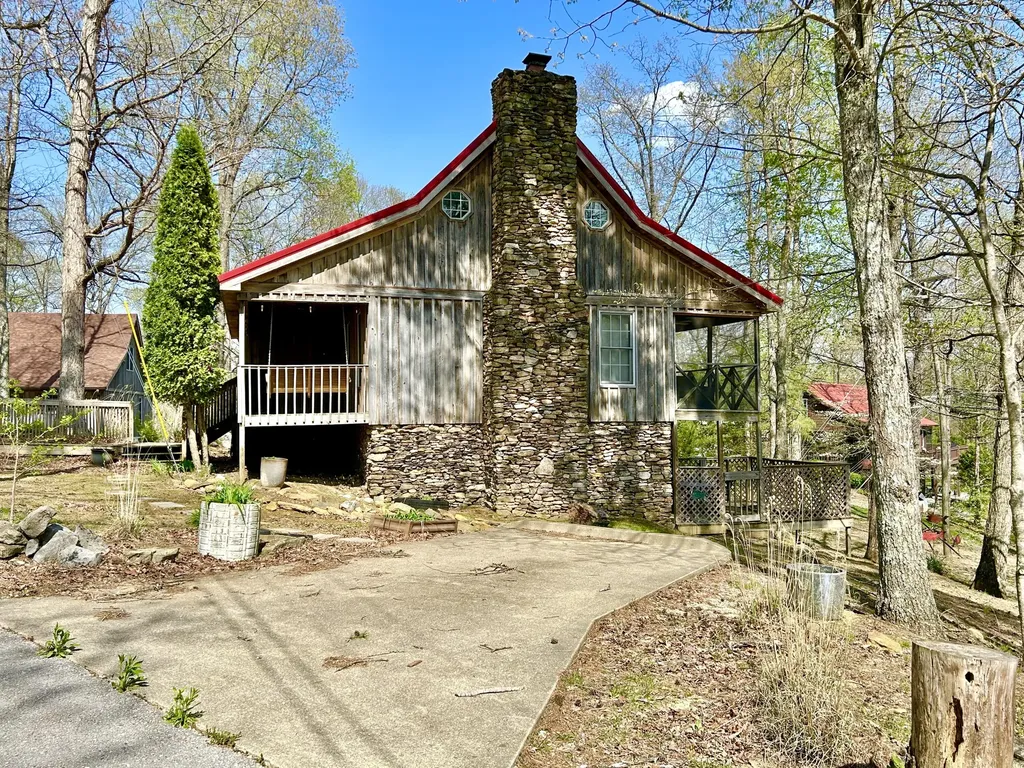 79 Tranquility Place Burnside KY 42519