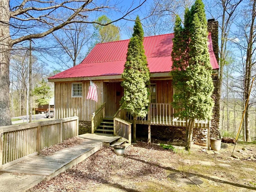 79 Tranquility Place Burnside KY 42519