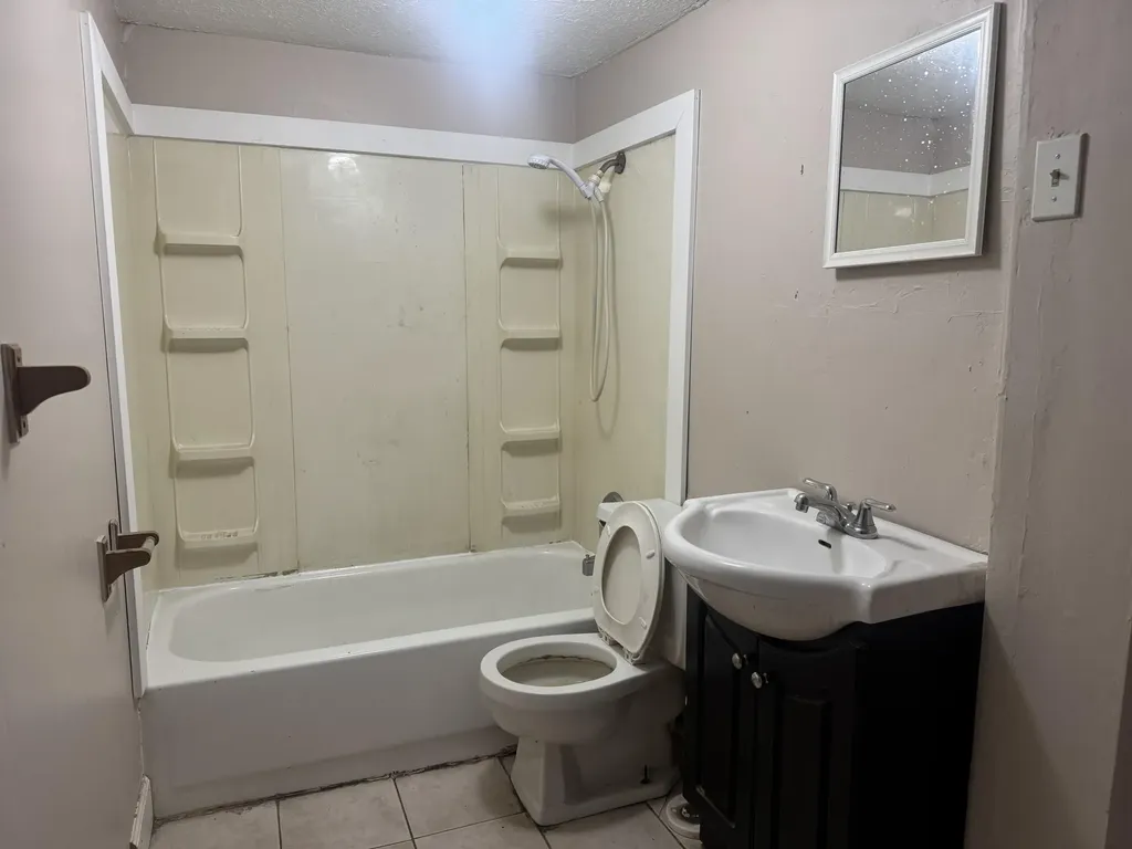 1604 Alton Road Lawrenceburg KY 40342