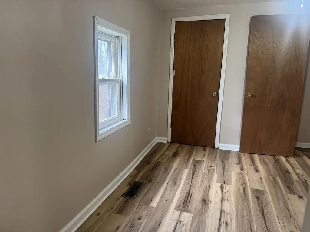 1604 Alton Road Lawrenceburg KY 40342
