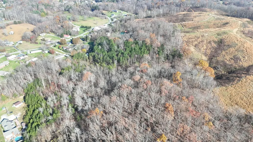 1745 5th Street Road Corbin KY 40701