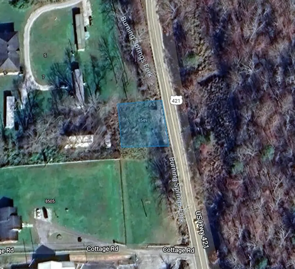 8549 Highway 421 Manchester KY 40962