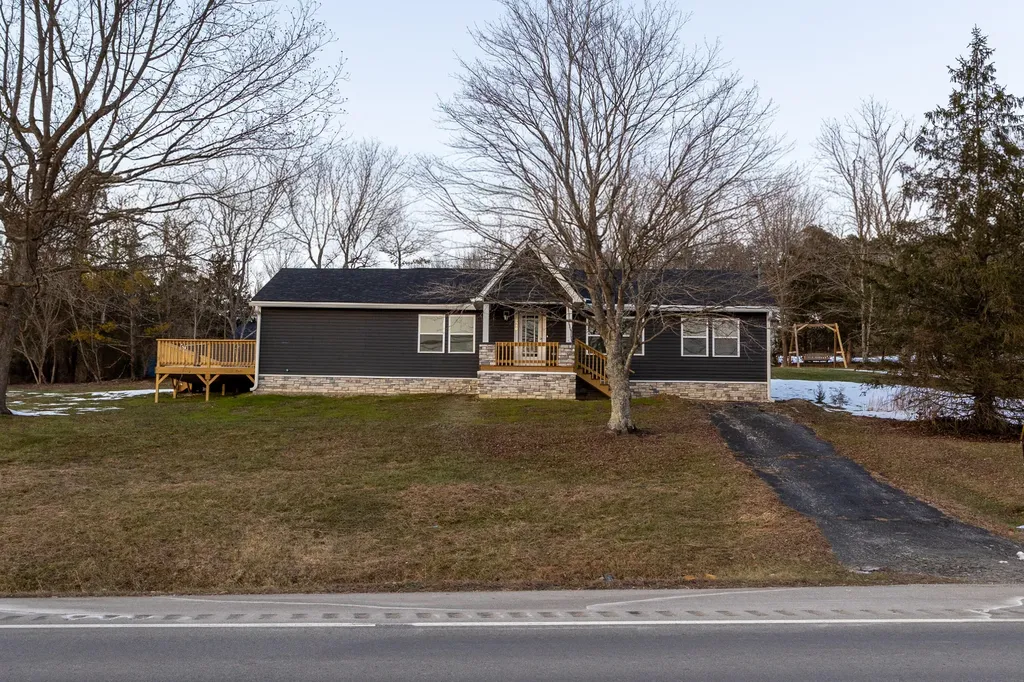 2680 Richmond Road Irvine KY 40336