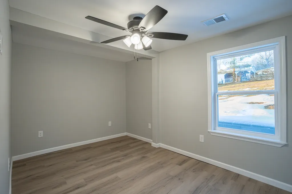 2680 Richmond Road Irvine KY 40336