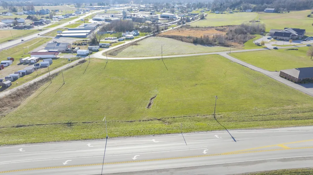 004 Rolling Hills Boulevard Monticello KY 42633
