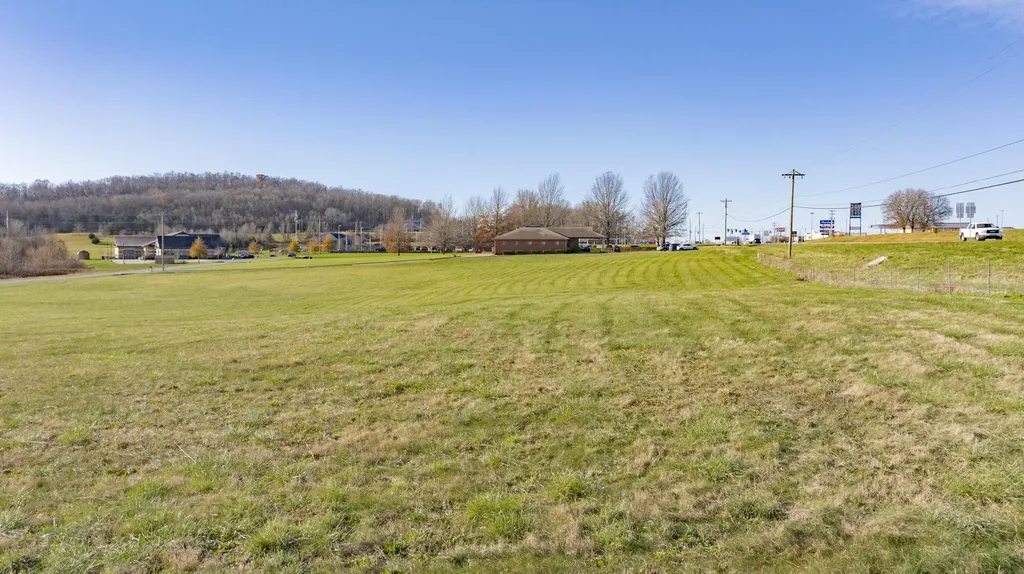 004 Rolling Hills Boulevard Monticello KY 42633