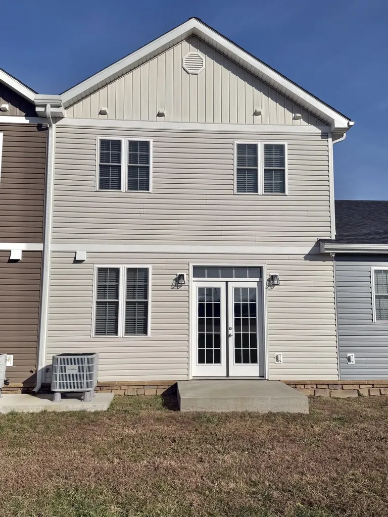 103 Bluegrass Way Grayson KY 41143