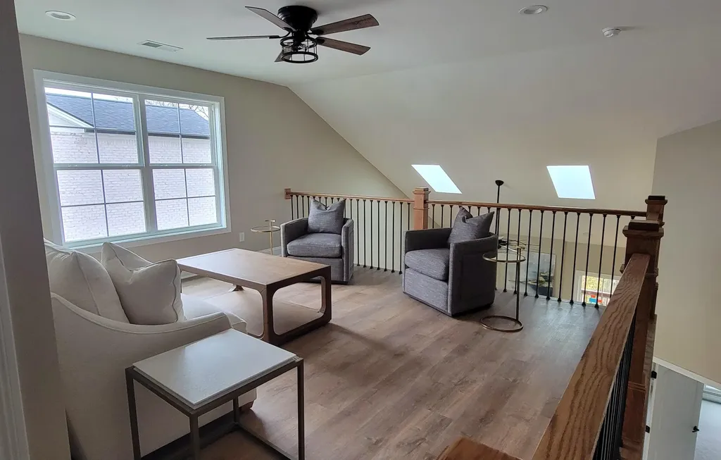 232 Sugartree Lane Versailles KY 40383