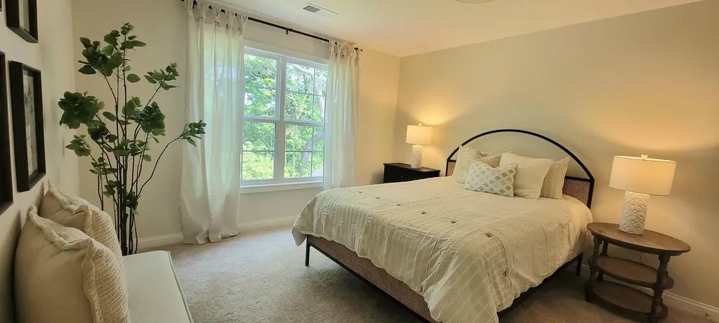 232 Sugartree Lane Versailles KY 40383