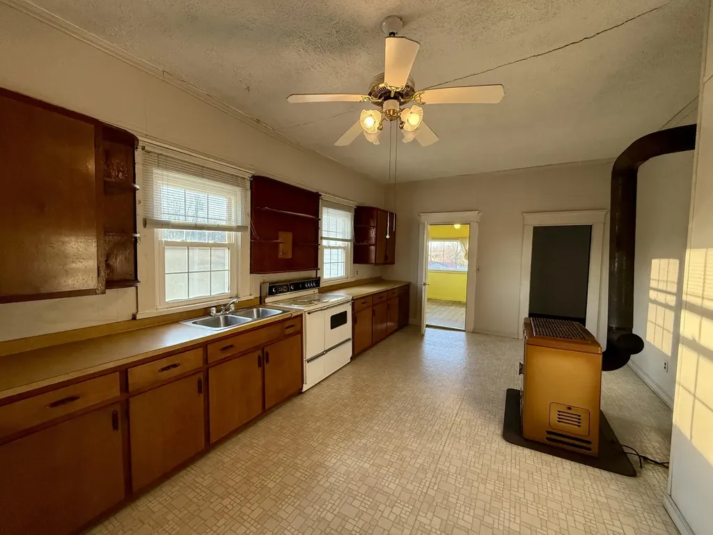 190 Cane Valley Mill Road Columbia KY 42728