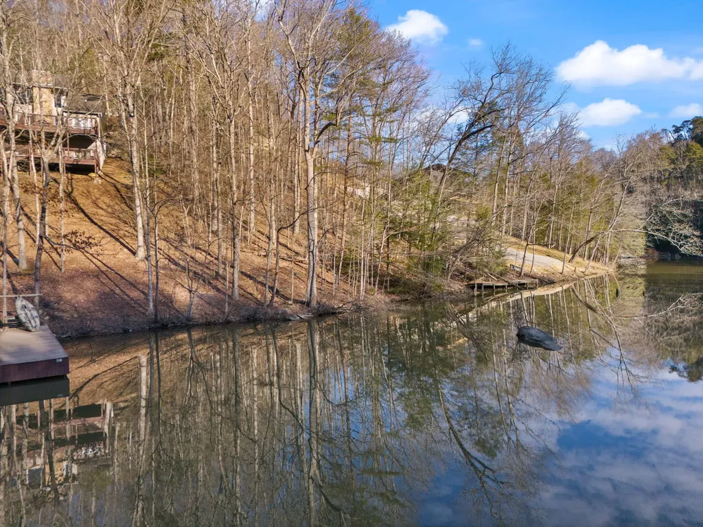 649 Cliffs Edge Road East Bernstadt KY 40729