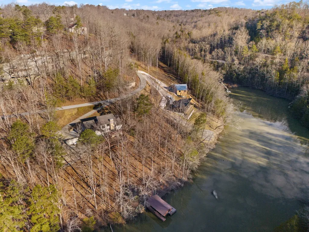 649 Cliffs Edge Road East Bernstadt KY 40729