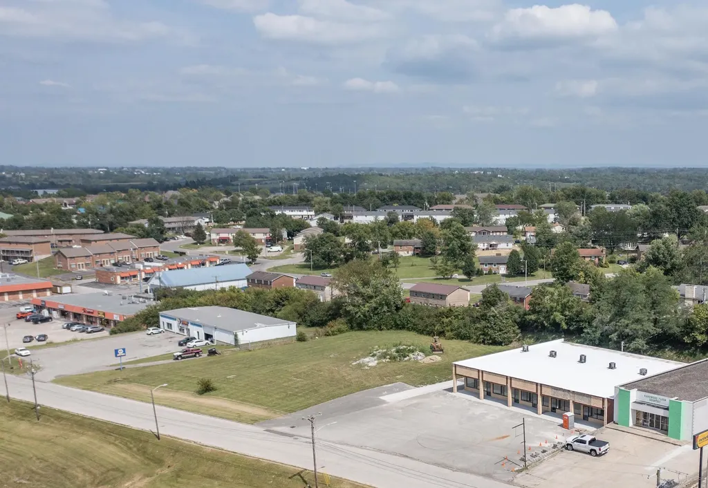 932 Commercial Drive Richmond KY 40475