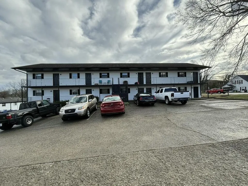 1213 W Main Street Richmond KY 40475
