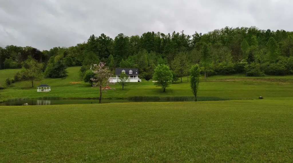 1037 High Rock Road Stanton KY 40380