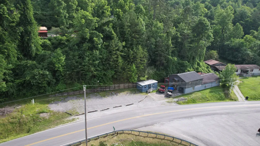 1996 Left Fork/macies Creek Viper KY 41774