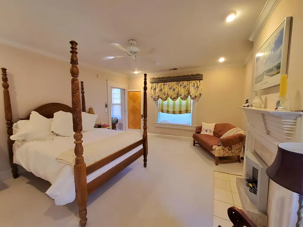 102 E Lexington Avenue Danville KY 40422