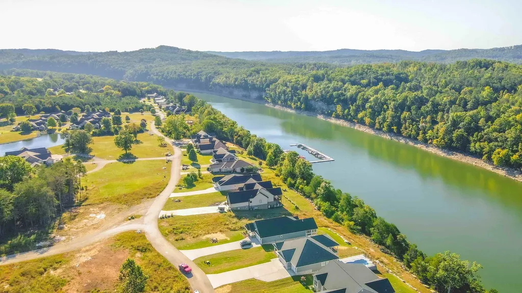 269 Canterbury Bronston KY 42518