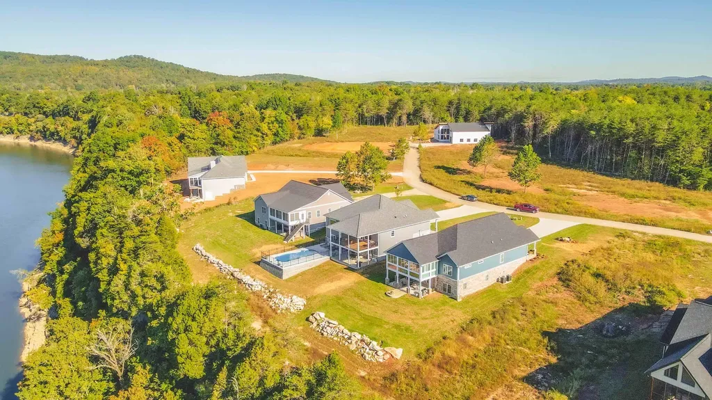 269 Canterbury Bronston KY 42518